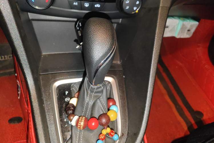 Used Buick GT 2021 Revised Version Flagship 1.5L Automatic Elite Edition Gear Lever