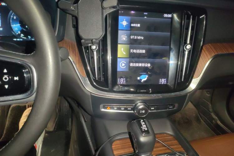 Used Volvo S60 2021 T4 Zhiyuan Luxury Edition