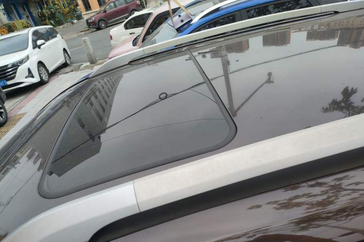 Used GAC Trumpchi GS4 2015 200T G-DCT Elite Edition Roof