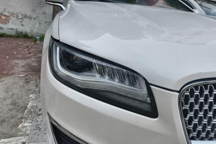 Used Lincoln MKZ 2017 2.0T Luxury Edition
