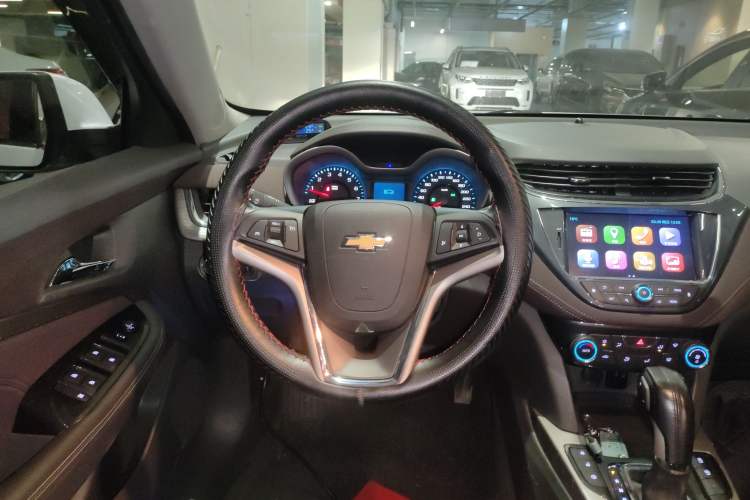 Used Chevrolet Malibu 2018 530T Automatic Luxury Edition Steering Wheel