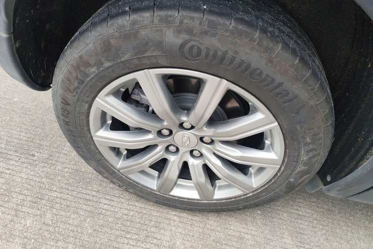 Used Cadillac XT4 2023 28T Two-Wheel-Drive Luxury Version
