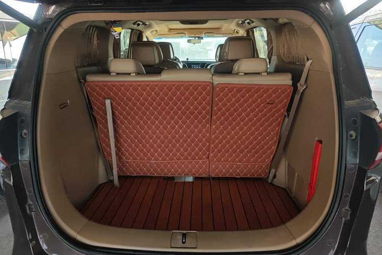 Used Buick GL8 2018 ES 28T Premium Model China VI Standard
