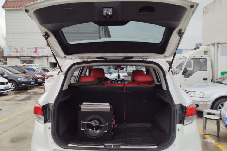 Used Soueast DX3 2016 1.5L Manual Luxury Edition
