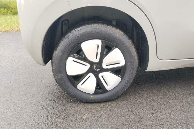 Used Wuling Hongguang MINIEV 2025 Four-Door Version Advanced Edition