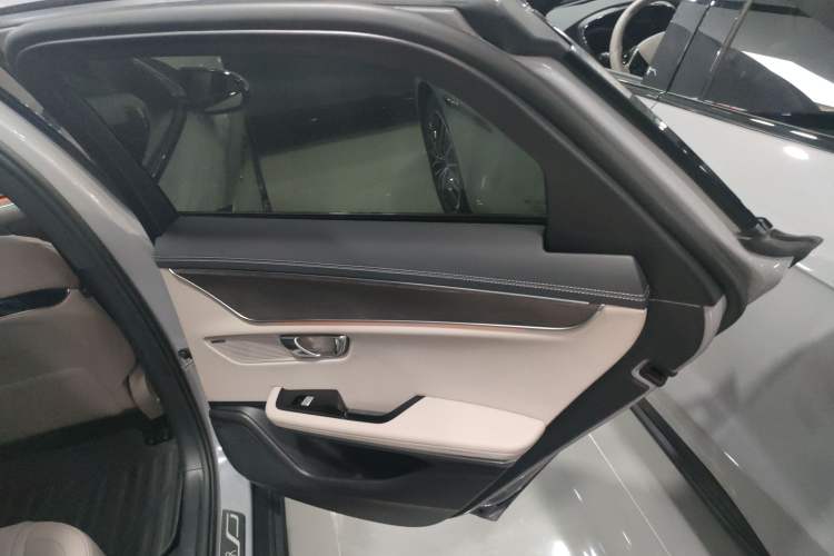 Used BYD Han 2025 EV with 701 km of Laser Radar-Enabled Intelligent Driving