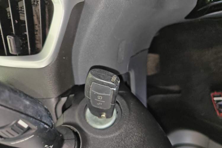 Used Ford EcoSport 2013 1.5L Automatic Fashion Model
