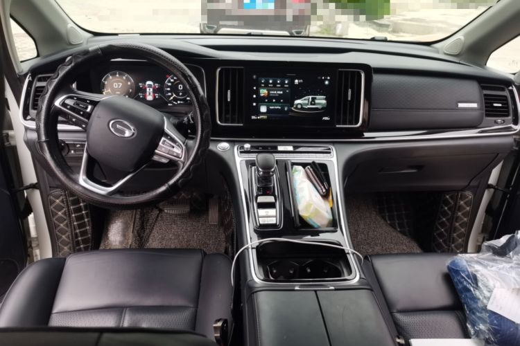Used GAC Trumpchi M8 2023 Lingxiu Series 390T Prestige Edition Center Console