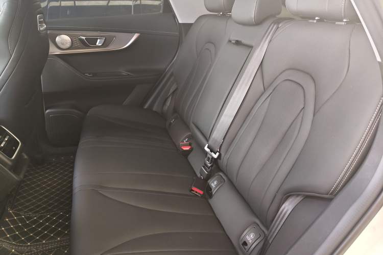 Used Chery Tiggo 5x 2025 High-Performance Edition 1.5T CVT Luxury Model
