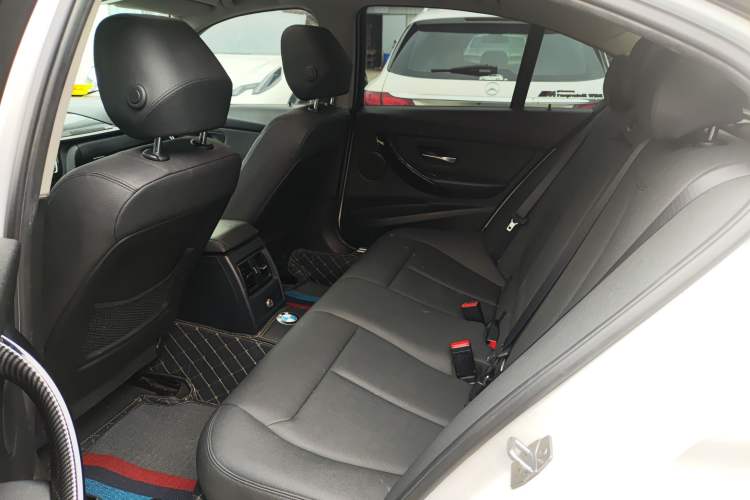 Used BMW 3 Series 2016 320i Fashion Model
