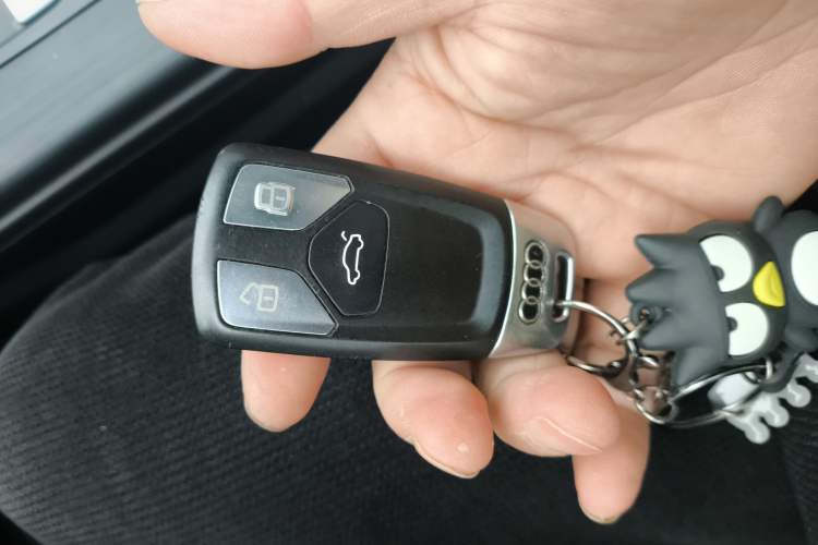 Used Audi A4L 2018 30th Anniversary Edition 40 TFSI Fashion Model