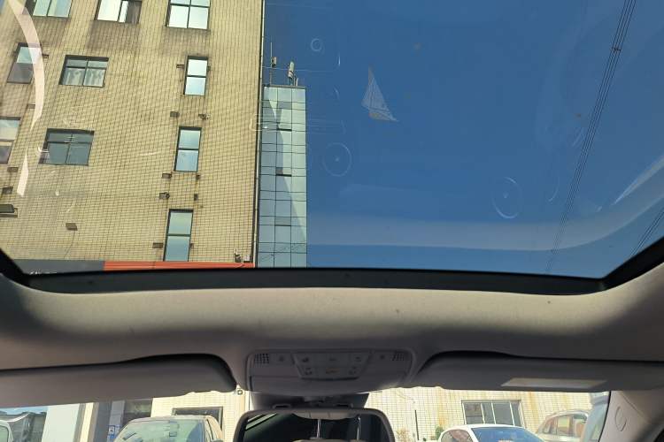 Used Mercedes-Benz C-Class 2015 C 200 L 4MATIC Sport Edition
