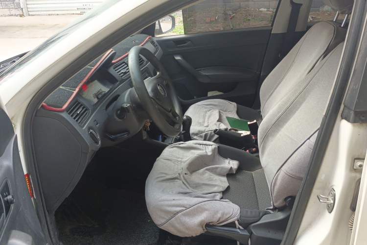 Used Volkswagen Santana 2016 1.4L Manual Fashion Edition
