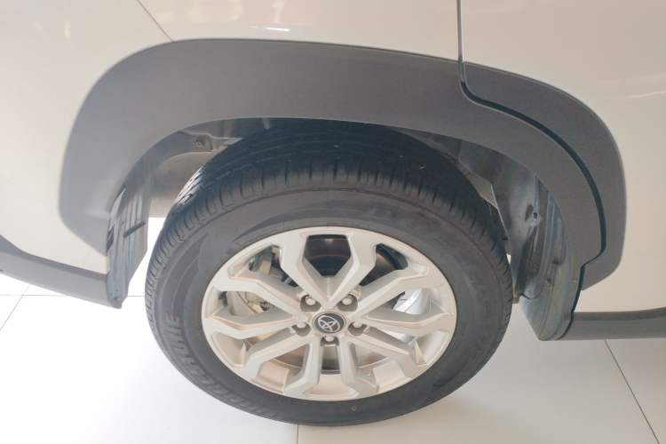 Used Toyota FRONTLANDER 2024 2.0L CVT Elite Edition
