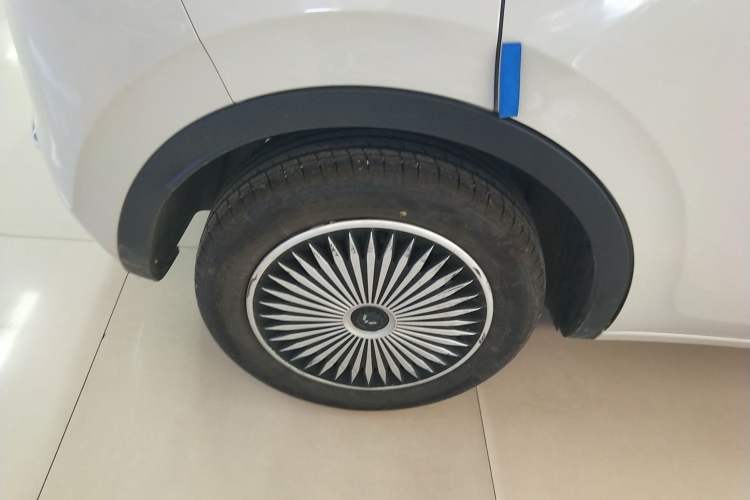 Used Wuling Bingo 2024 333 km Enjoyment Version
