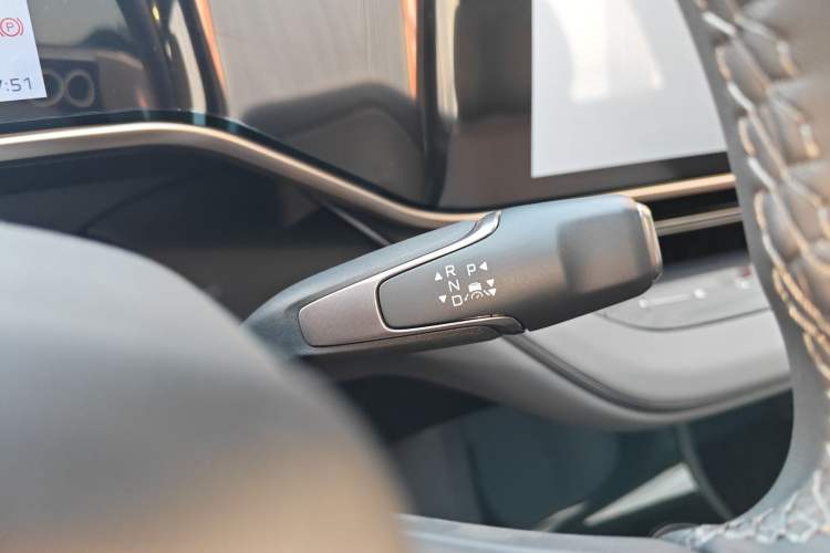 Used Hongqi EH7 2025 600 Smart Selection Edition
