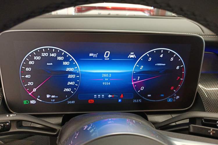 Used Mercedes-Benz GLC 2025 Refresh GLC 260 L 4MATIC Dynamic Edition Instrument Cluster