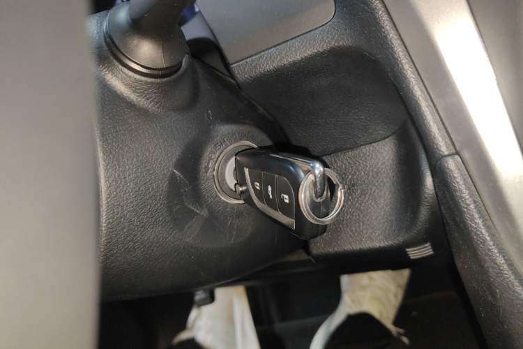 Used Toyota Camry 2016 2.0G 10th Anniversary Leading Edition