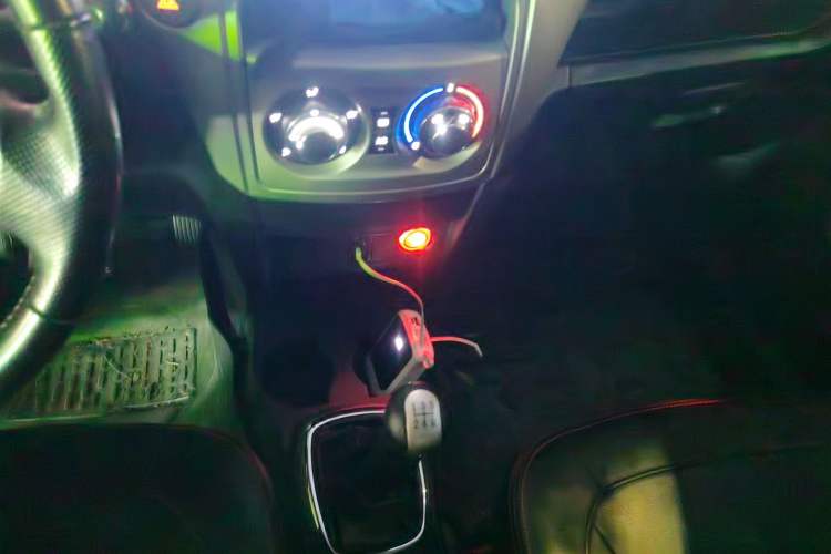 Used Great Wall M4 2012 1.5L Manual Luxury Version Gear Lever