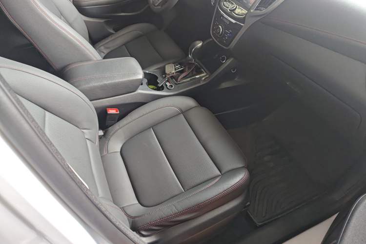 Used CHANGAN CS75 2017 Shangkui Edition 1.5T Automatic Fengxiang Model Right Front Seat