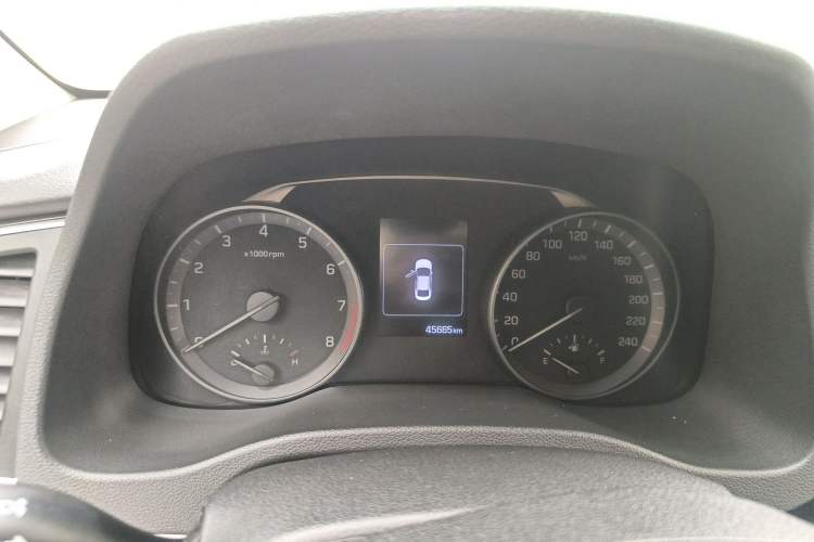 Used Hyundai Elantra (6th Generation / Lingdong) 2016 1.6L Automatic ZhiXuan – Elite Version