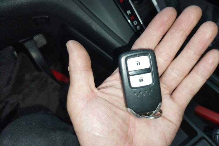 Used Honda CR-V 2015 2.4L two-wheel drive luxury version
