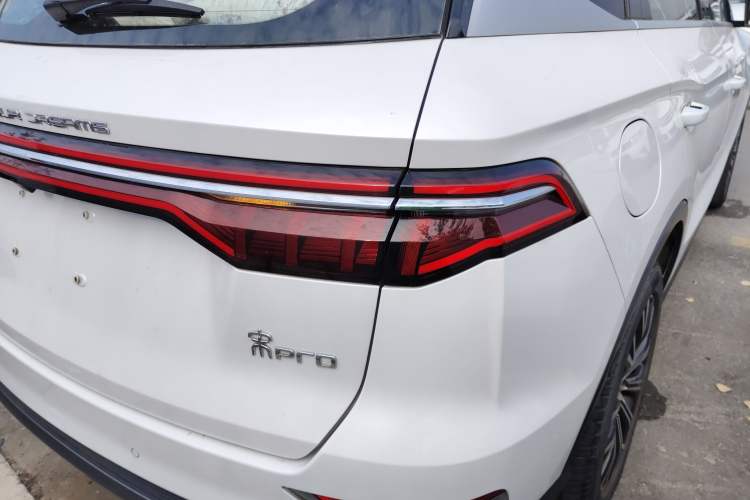 Used BYD Song Pro New Energy 2019 DM 1.5T Four-Wheel Drive Performance Edition Deluxe Model