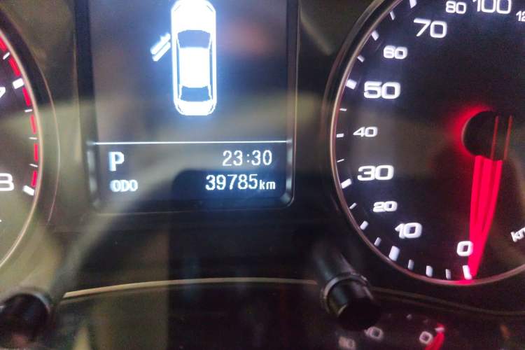 Used Zotye Z700 2016 1.8T DCT Elegant Version
