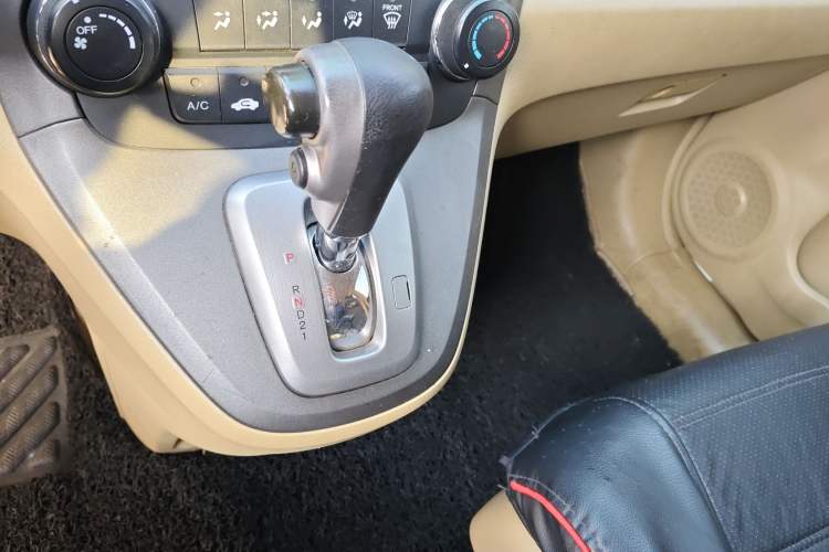 Used Honda CR-V 2010 2.0L automatic two-wheel drive urban version