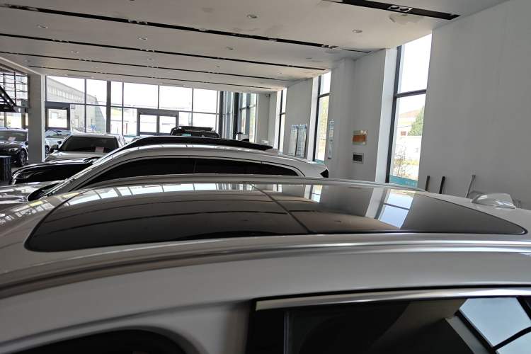 Used Volvo XC60 New Energy 2025 Plug-in Hybrid Long-Range All-Wheel Drive Smart Luxury Edition Roof