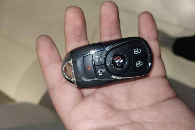 Used Buick GL8 2023 ES Lu Zun Deluxe Model
