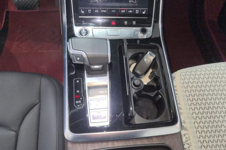 Used Audi Q7 2023 55 TFSI quattro S line Sport Edition
