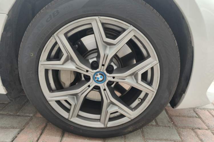 Used BMW i3 2024 eDrive 35 L Right Front Wheel Hub