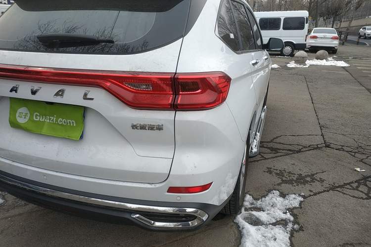 Used Haval M6 2021 PLUS 1.5T Manual Luxury Smart Connectivity Model
