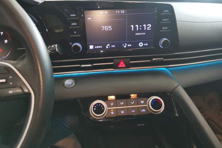 Used Hyundai Elantra 2022 1.5L CVT GLX Elite Edition Audio And AC Panel