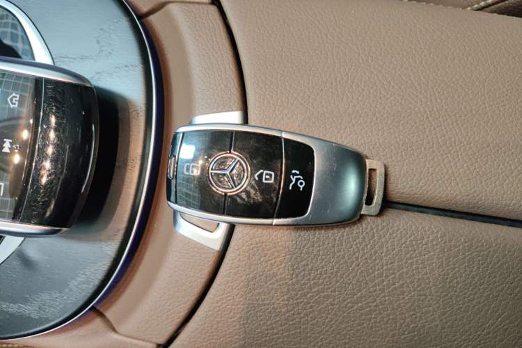 Used Mercedes-Benz E-Class 2018 Restyled E 300 L Sport Luxury Edition
