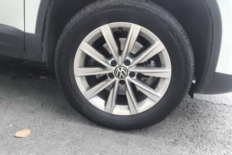 Used Volkswagen Tiguan 2016 300TSI Automatic Two-Wheel Drive Comfort Edition Right Front Wheel Hub