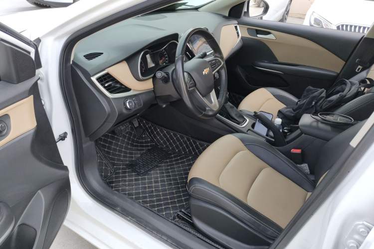 Used Chevrolet Monza 2022 320 Automatic Enjoyment Sunroof Version Driver Seat