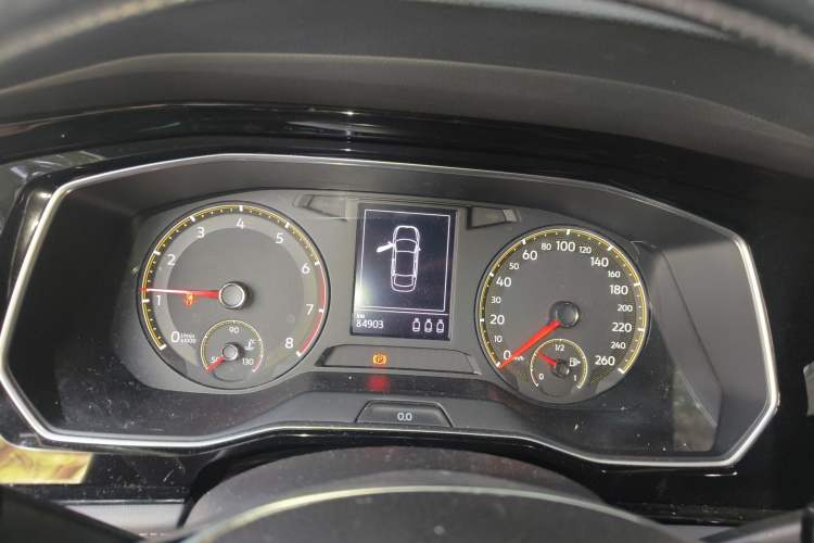 Used Volkswagen Sagitar 2019 280TSI DSG Comfort Version China VI Standard Instrument Cluster