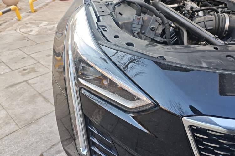 Used Cadillac CT6 2022 28T Luxury Edition Right Front Headlight