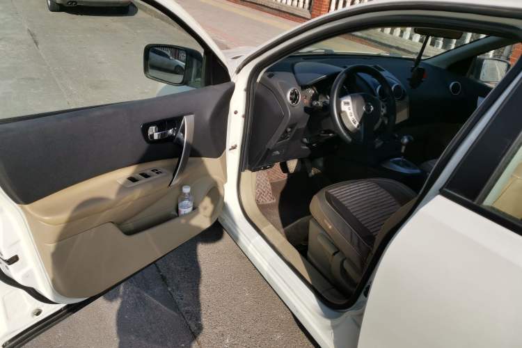 Used Nissan Qashqai 2012 1.6XE Wind 5MT 2WD
