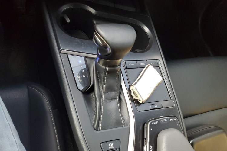 Used Lexus UX 2019 260h Explore-Edition China V Standard