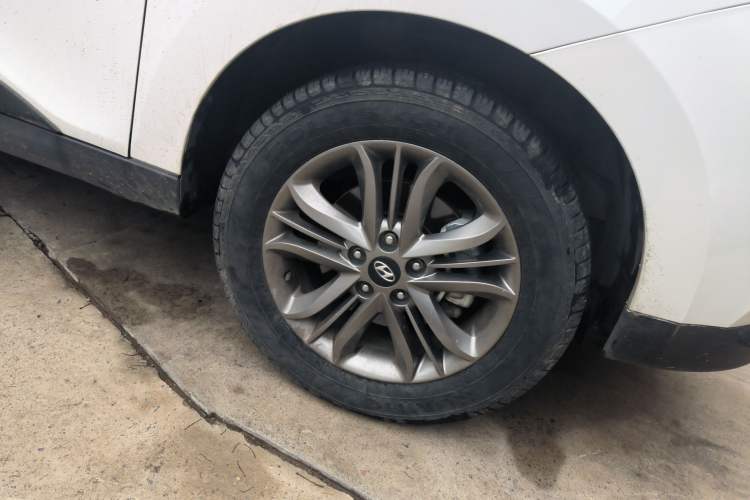 Used Hyundai ix35 2015 2.0L Automatic 2WD Smart Version China V Standard