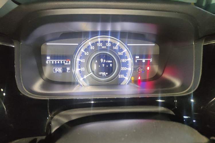 Used Honda Elysion 2016 2.4L Luxury Edition Odometer Close Up