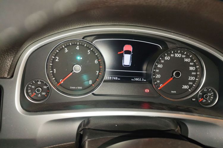 Used Volkswagen Touareg 2011 3.0 TSI High-End Version