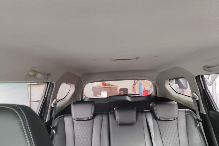 Used Baojun 310W 2018 1.5L Automatic Fashion Version China V Emission Standard