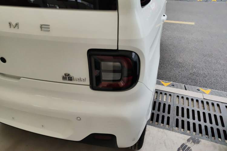 Used Geely Galaxy Panda 2024 Panda Mini 200km Endurance Bear