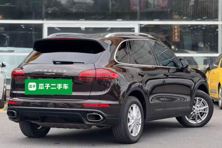 Used Porsche Cayenne 2015 3.6L automatic transmission U.S. specification Rear Right 45 Deg