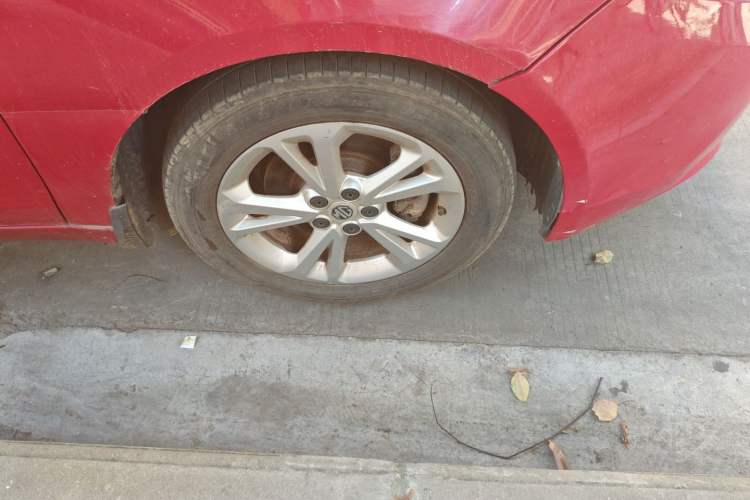 Used MG 5 2015 1.5T Automatic Luxury Edition
