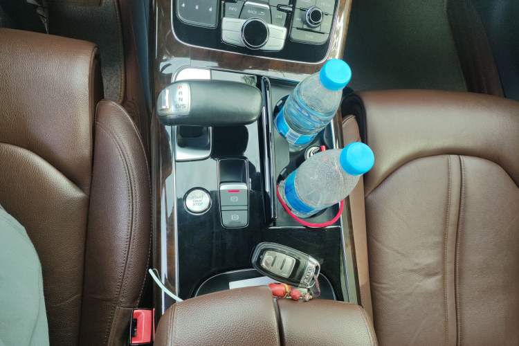 Used Audi A8 2014 A8L 45 TFSI quattro Comfort model Gear Lever